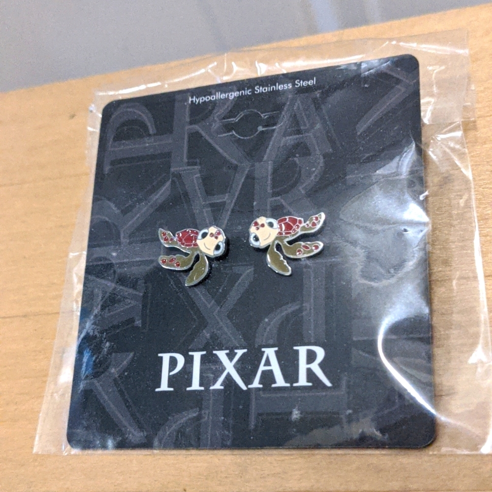 Pixar's Finding Nemo Squirt Stud Earrings